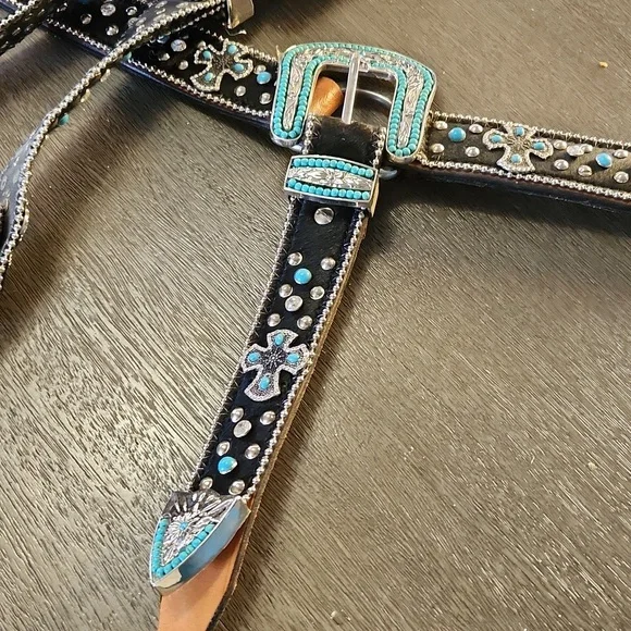Western Horse Bridle & Breast Collar With Crosses And Turquoise Bling Belt Style - Picture 7 of 8